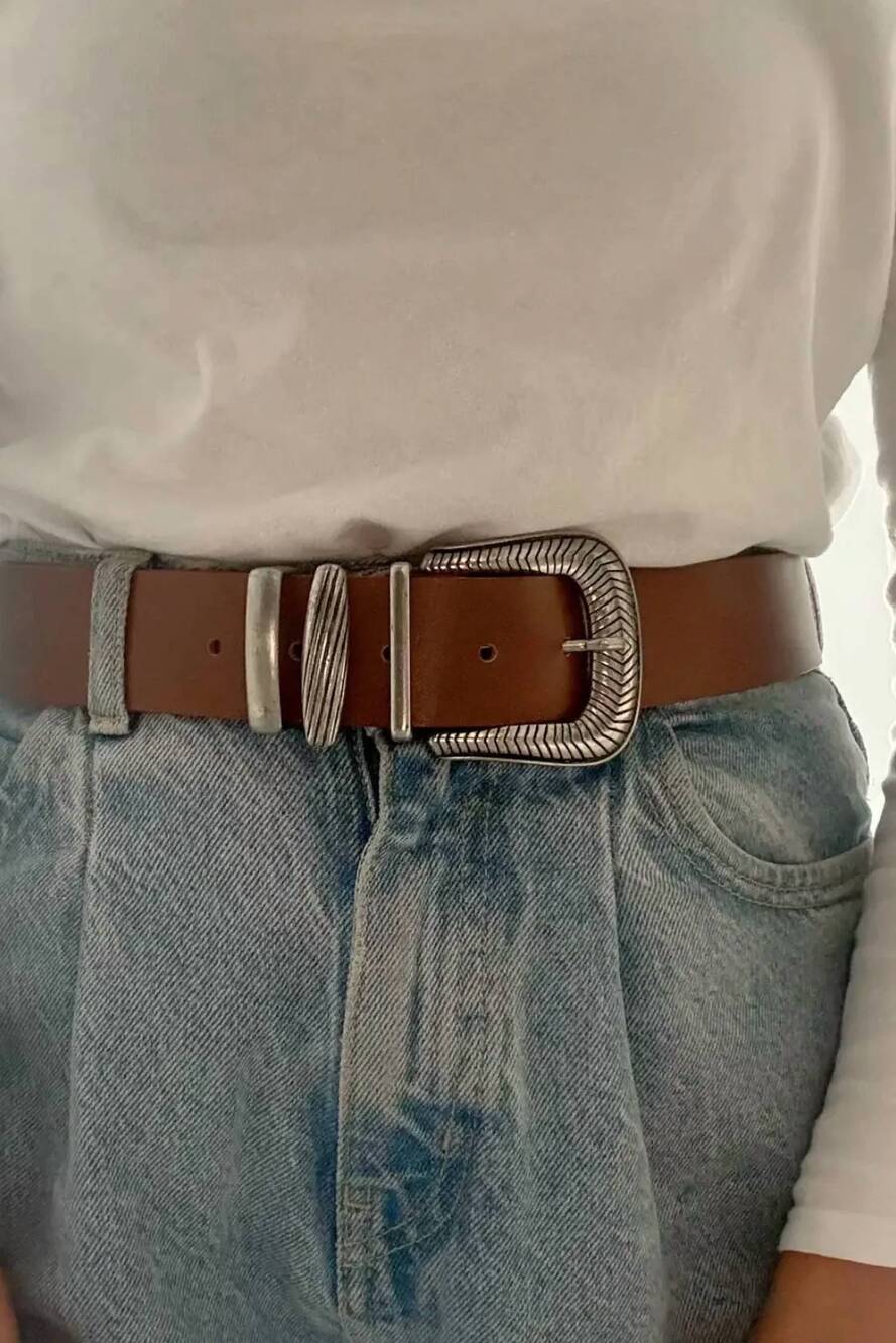 NEW CHRISTINA CHRISTI women's 4 piece buckle belt in taupe